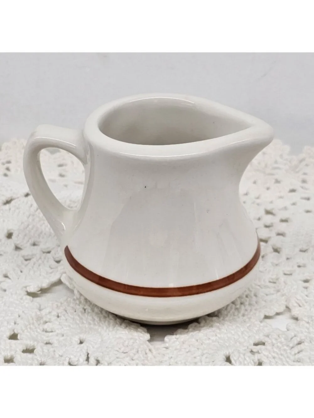 Vintage Homer Laughlin China 5oz Banquet Style Creamer Jug Ivory Brown Band Rest